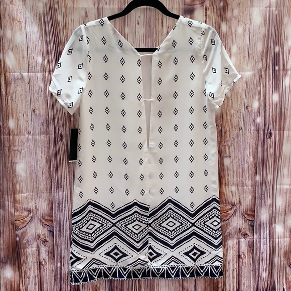 NEW LULUS Navy Blue and White Print Shift Dress - Picture 6 of 7